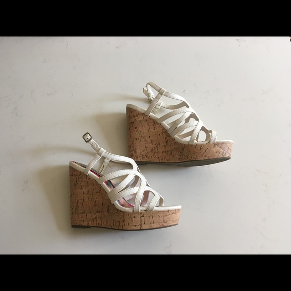 Madden Girl wedges like new! - Picture 3 of 3